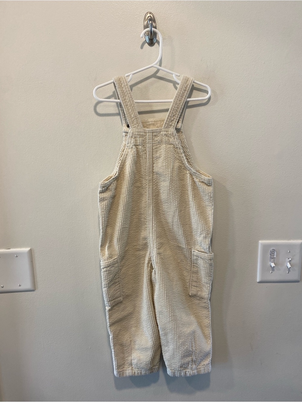 Little co organic cotton corduroy overalls in size 3t - Picture 4 of 6